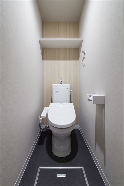 Ｐｌａｔｉｎｕｍ　Ｃｏｕｒｔ　ＥａｓｔⅡ3階 温水洗浄トイレ