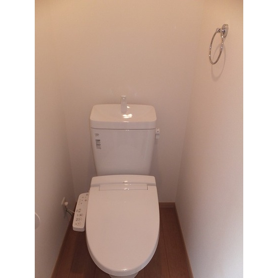 クレスト立川 内観