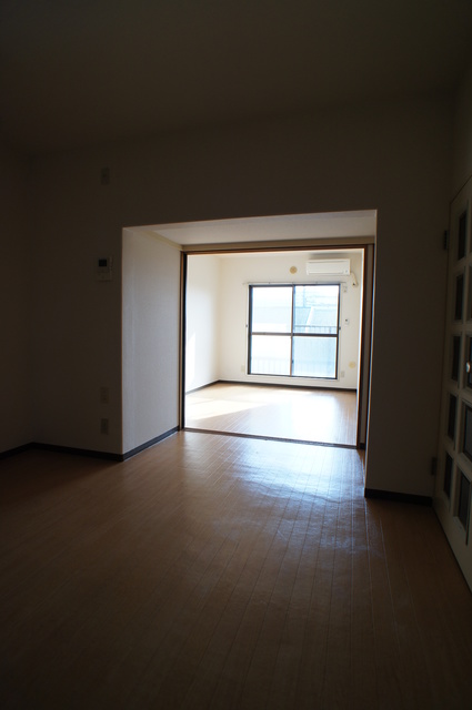 アネックス本郷0103号室 リビング