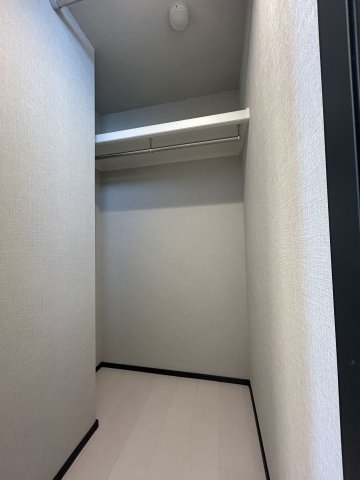 グローリオシェルト駒込 収納