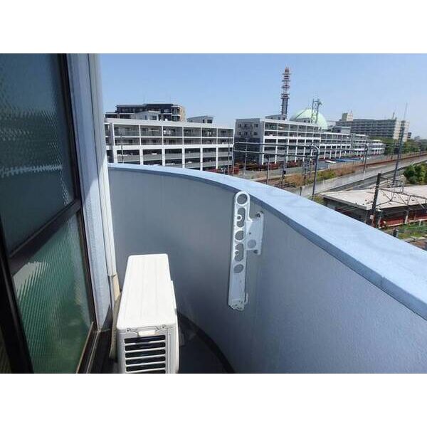 メゾン・ド・コンテス バルコニー