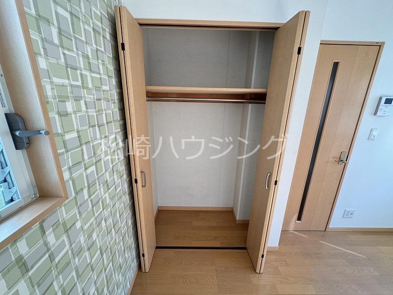 アジュール新井薬師2階 収納