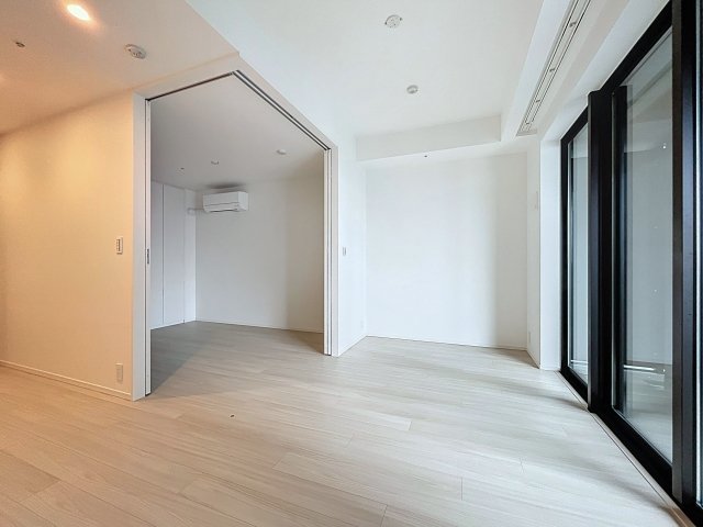 ＷＯＲＬＤ　ＴＯＷＥＲ　ＲＥＳＩＤＥＮＣＥ25階 リビング