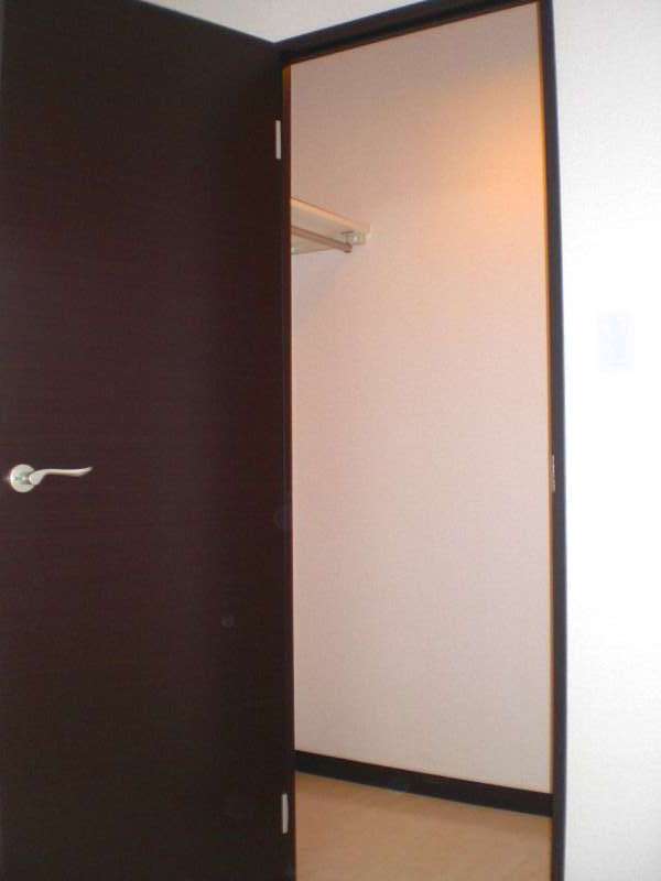 レオネクスト榎戸204号室 内観