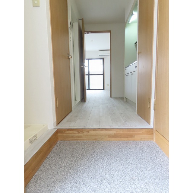 モリエム本鵠沼102号室 玄関