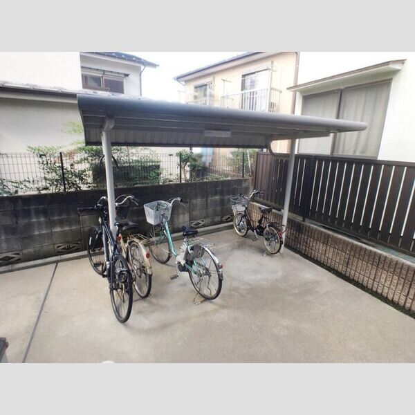 BPOPⅡ105号室 駐輪場