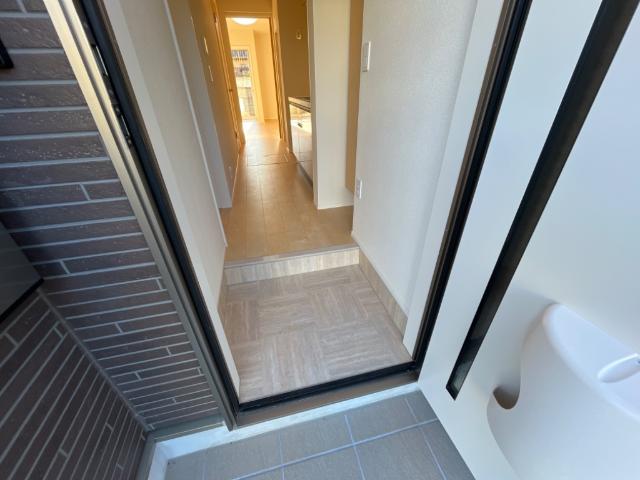 ヴェルデュールⅢ 玄関（イメージ）