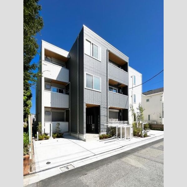 グラナーデ西瑞江105号室 建物外観