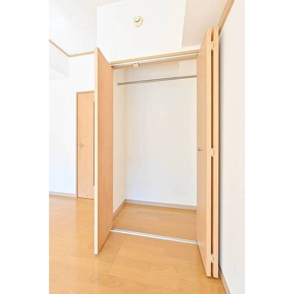 タミーハイツ本厚木0206号室 収納