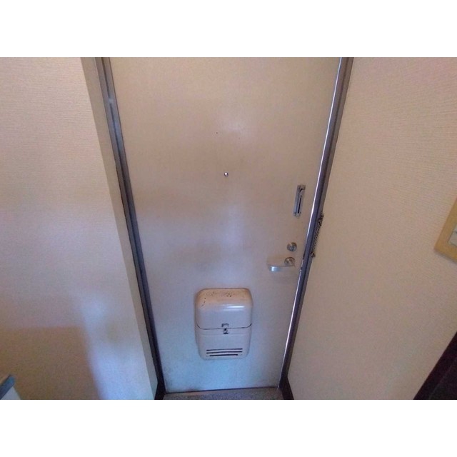 ライフピアブラウン202号室 玄関