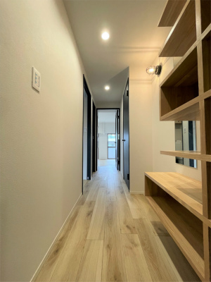 Belleviage Nakayama 玄関