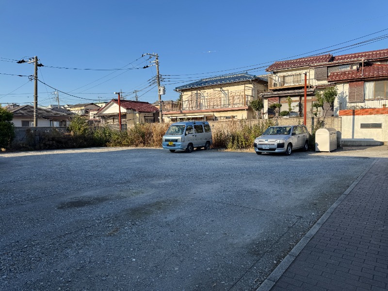 パナハイツ三山B棟2階 駐車場