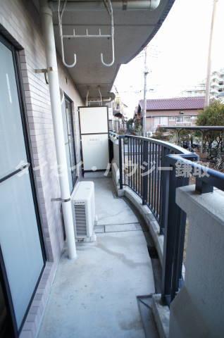 アヴニール梨の樹0102号室 奥行きのあるバルコニーです♪