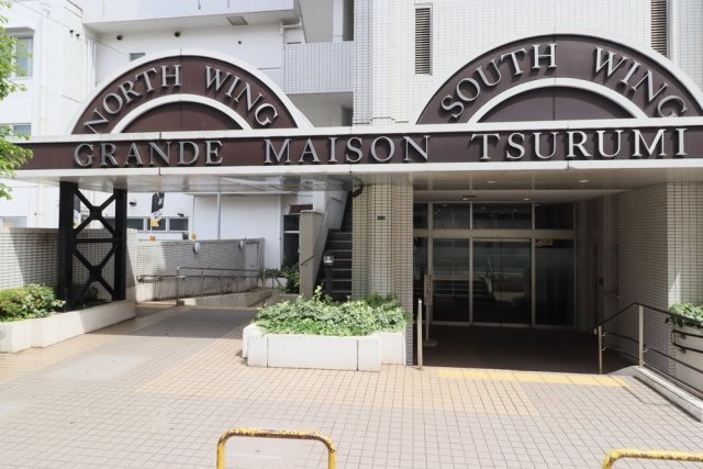 グランドメゾン鶴見5階 エントランス