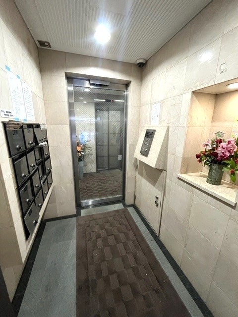 リヴィエール神楽坂 エントランス