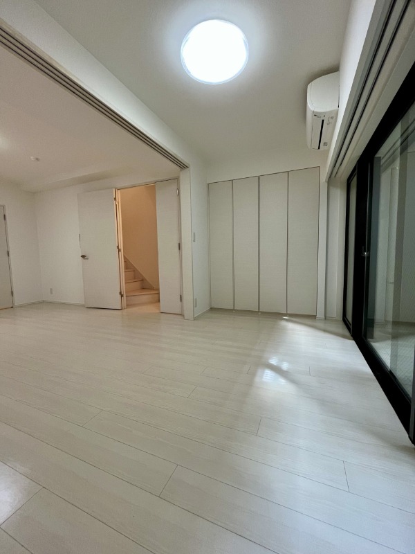 レジディア白金高輪1階 寝室