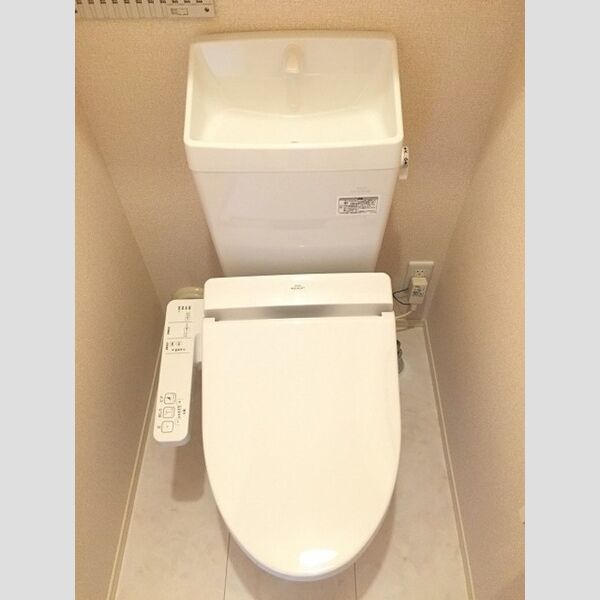 Lily　Belle 温水洗浄暖房便座