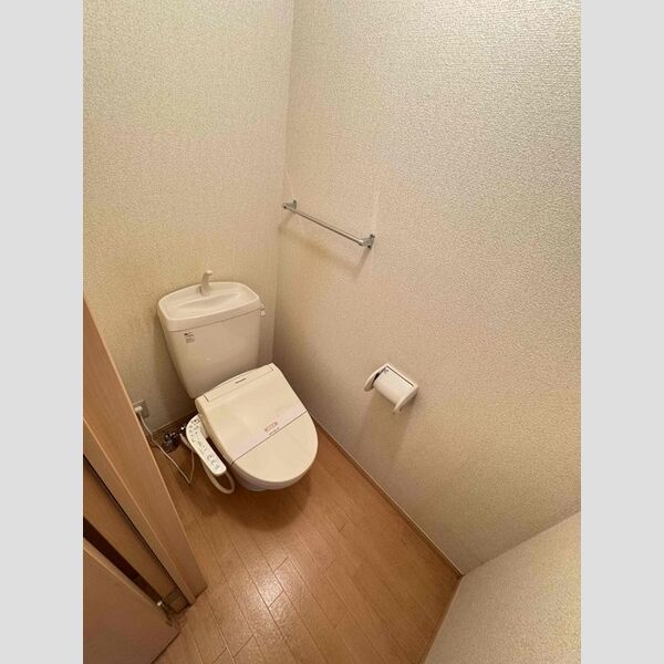 ラ・メゾン・ベルテ トイレ