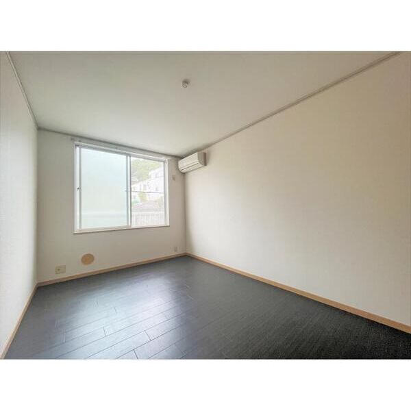 エステートピア稲城 リビング