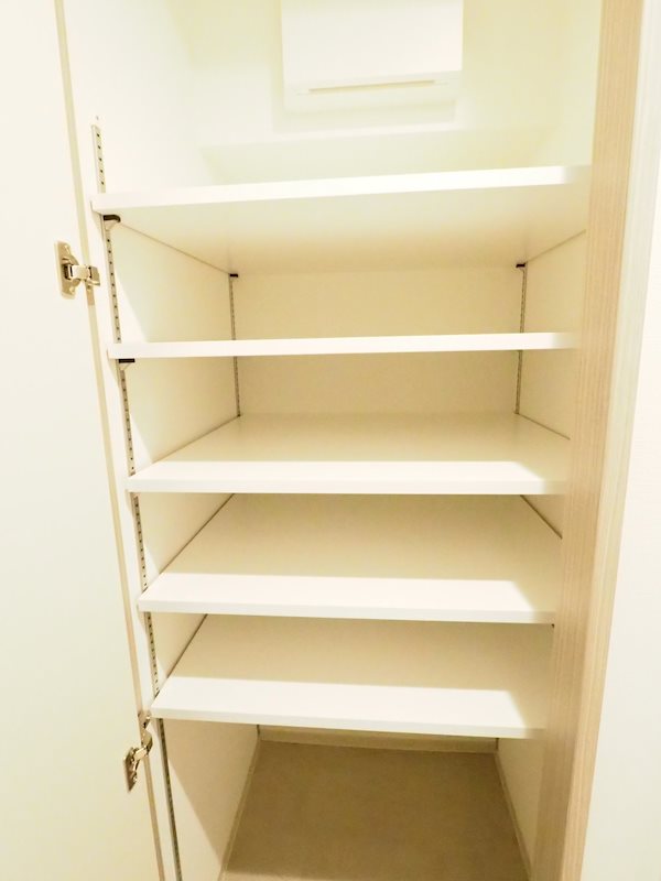 ドゥーエ入谷Ⅰ 収納