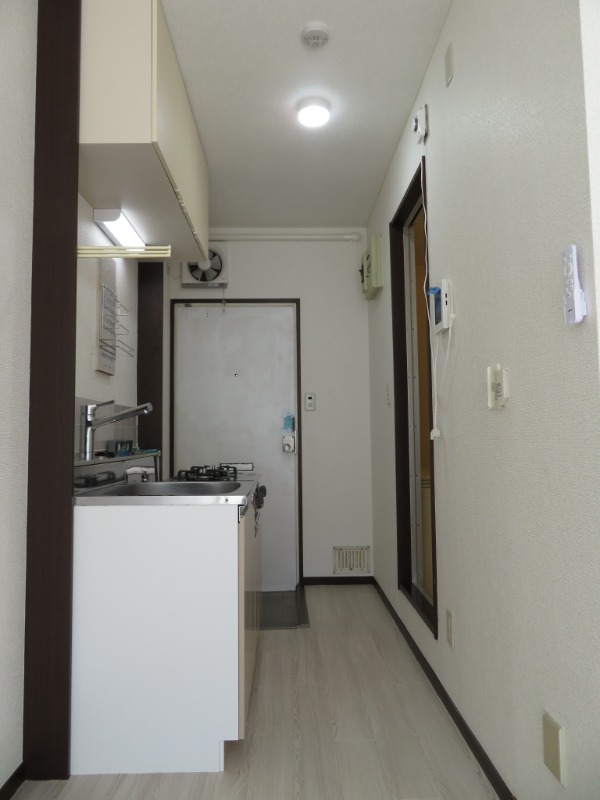 サンヒルズ栗山 ※別号室の写真となります。現況優先です。