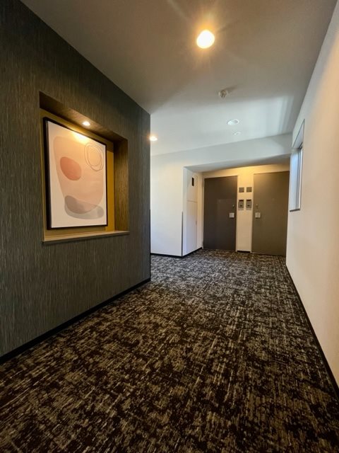 レジディア大井町8階 共用廊下