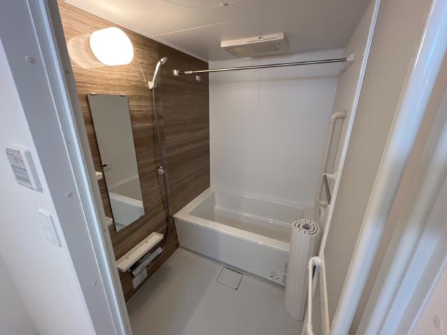 ルーモス106号室 バス