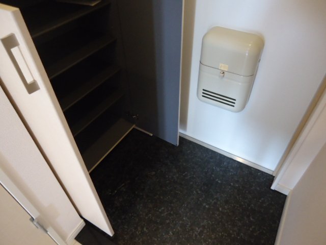 アイリス207号室 シューズＢＯＸ