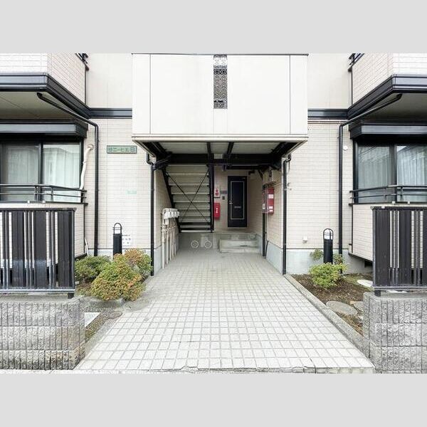 サニーヒル　B エントランス