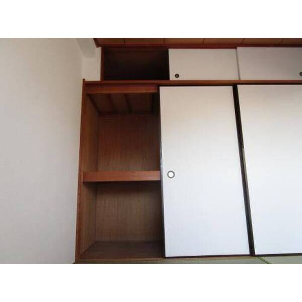 南八幡ガーデンビレッジ 収納