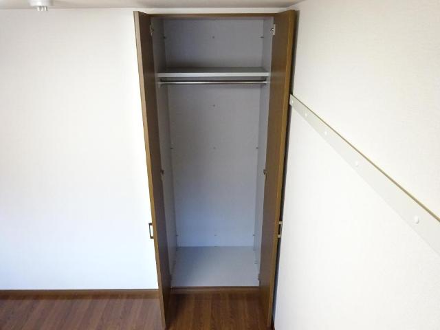 プレイス102号室 収納（洋室）