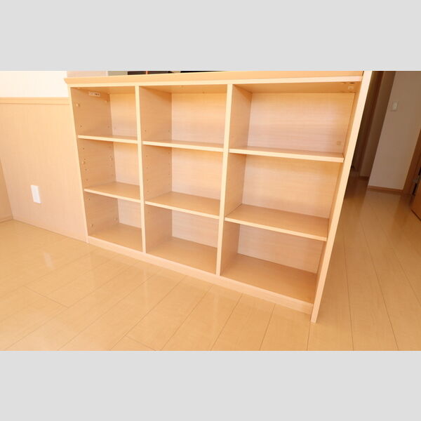 ロシェ　ヒル　Ⅱ リビング収納