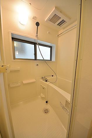 グランエッグス千歳烏山N バス