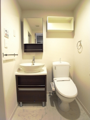 リブリ・三ツ沢フラッツ2階 トイレ