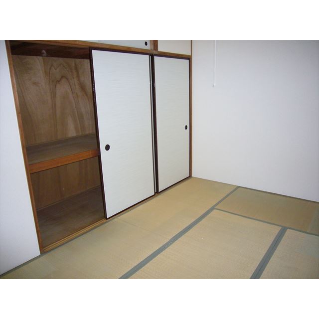 三鷹台ハウス204号室 内観