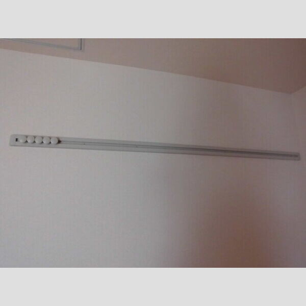 Toit Vert(トワ　ヴェール)107号室 ハンクバー