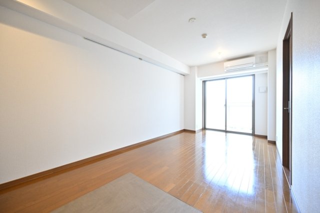 リーデンスタワー リビング