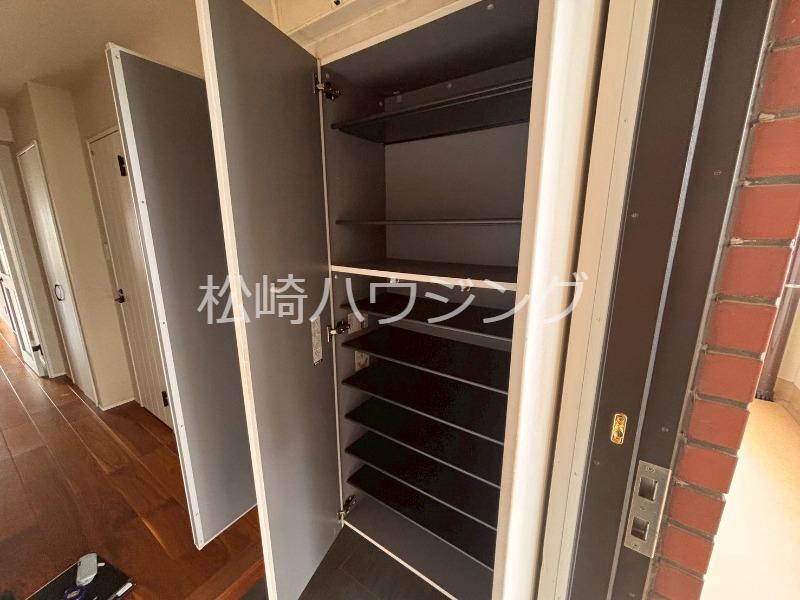マンション広尾台 玄関