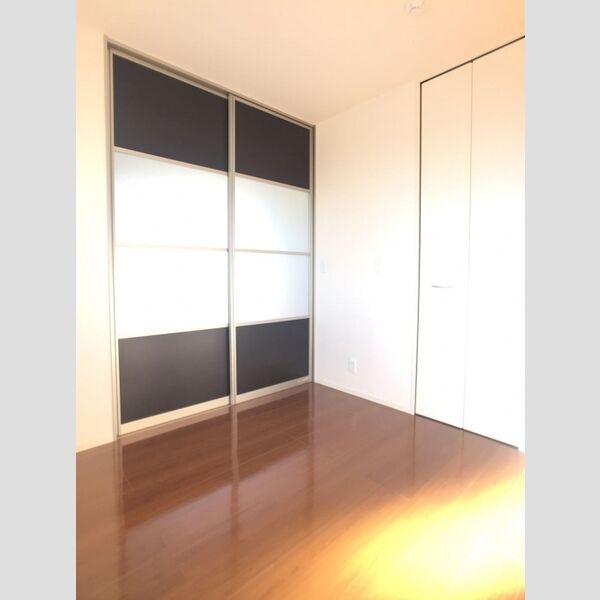 セジュール日野本町201号室 洋室