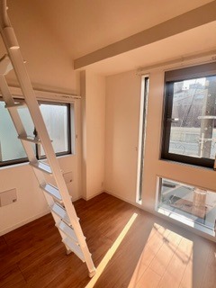 ヒューゲルハイム三軒茶屋3階 リビング