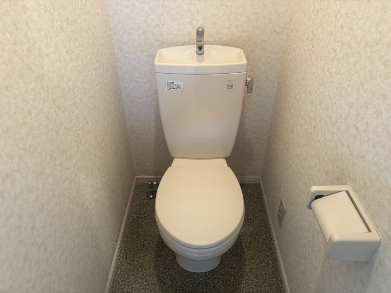 ロッシェル若松3号棟2階 トイレ