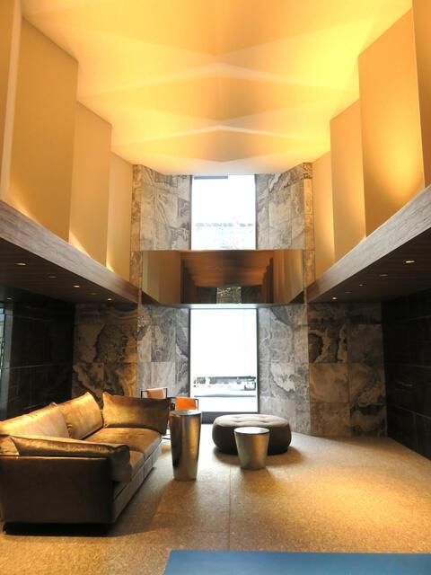 ネベル横浜関内 エントランス