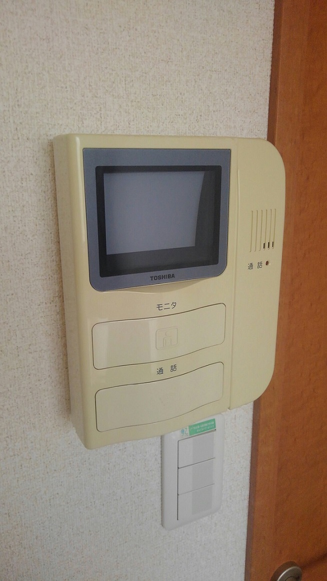 レオパレスアンソレイユ210号室 モニター付きインターホン