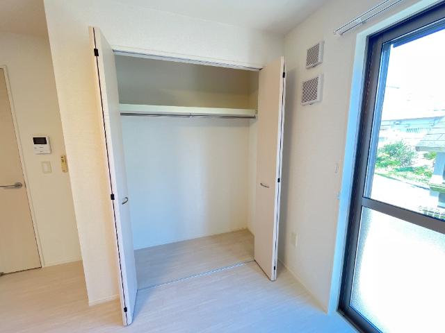 ル・トレーフル101号室 クローゼット