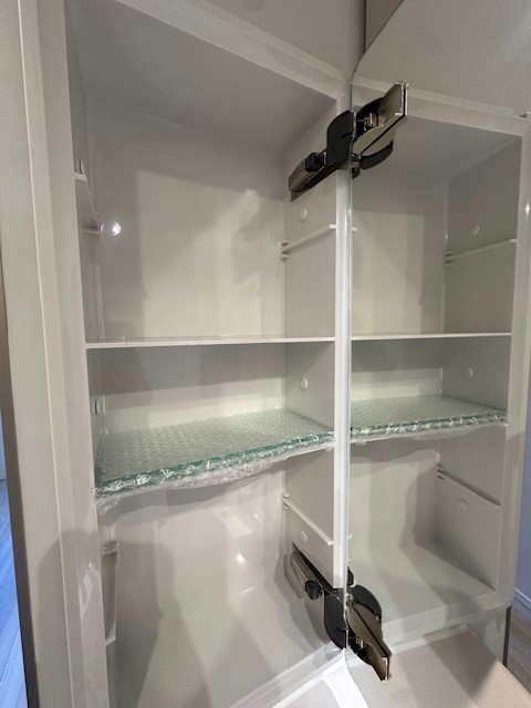 プラウドフラット日本橋馬喰町 ミラー収納