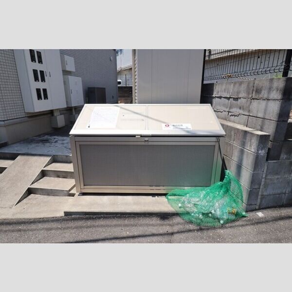 ローカス・グランデ ゴミ置き場