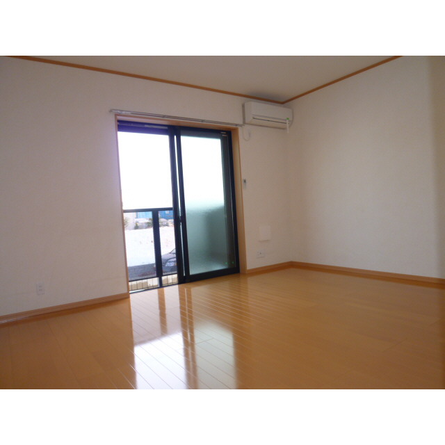 アムール remercier101号室 内観