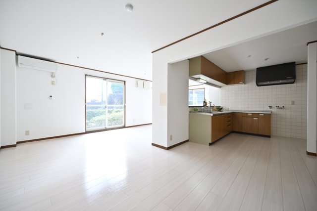 ルミナス東浦和 ※家具・小物はイメージです