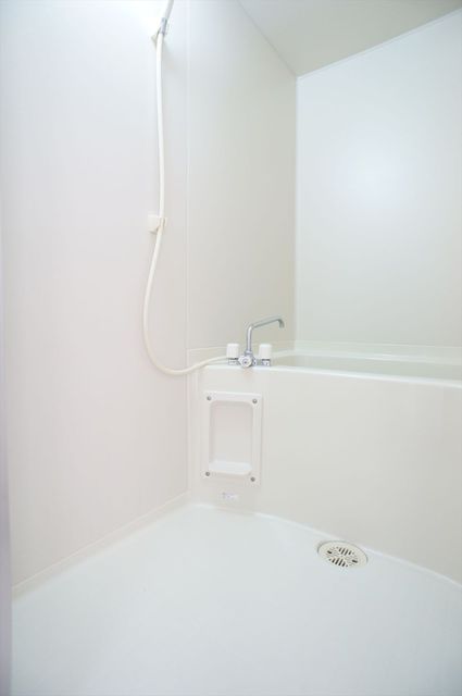 グランメール・ジョイ・リーリエ0301号室 お風呂