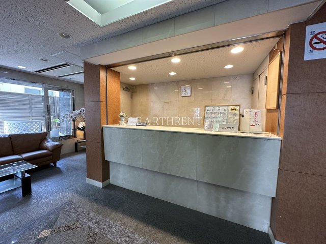 パレステュディオ新宿パークサイド12階 ロビー